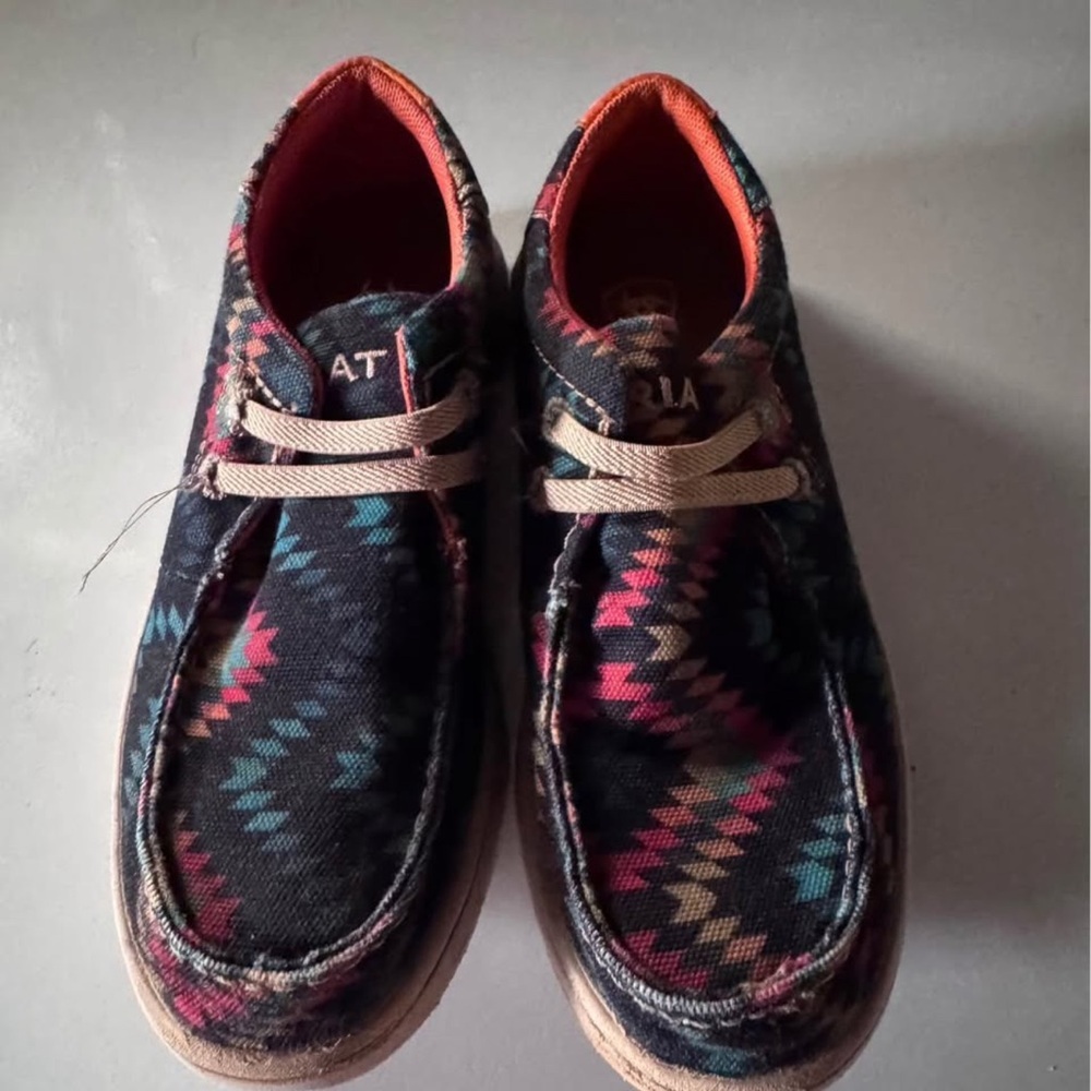 Ariat western Patterned Kids shoes!